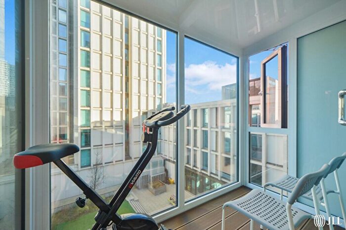1 Bedroom Flat For Sale In Atelier Point, Jupp Road West, London, E15