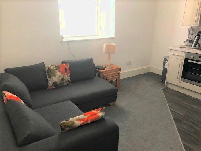 2 Bedroom Flat To Rent In Urquhart Road, City Centre, Aberdeen, AB24