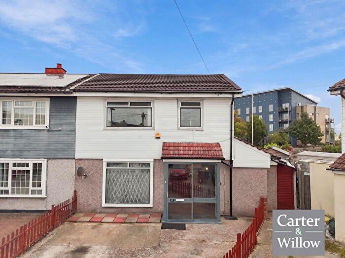 3 Bedroom Semi-Detached House For Sale In Durban Gardens, Dagenham, RM10