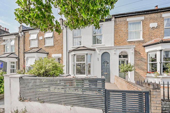 3 Bedroom Terraced House For Sale In Grange Park Road, Leyton, London, E10
