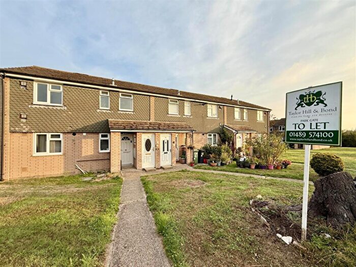 2 Bedroom Apartment To Rent In Upper Northam Road, Hedge End Village, SO30