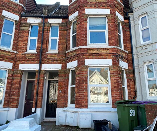 1 Bedroom Flat To Rent In Chart Road, Cheriton, CT19