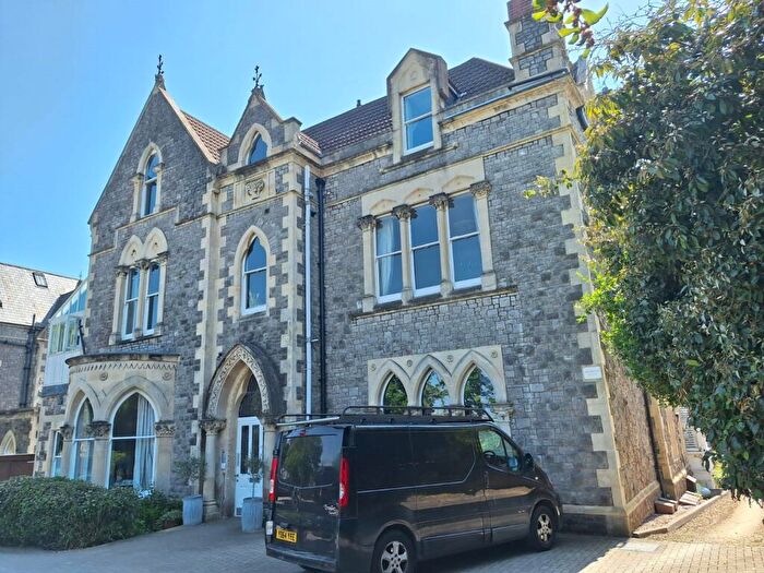 1 Bedroom Flat To Rent In Ferncliffe, North Road, Leigh Woods, BS8