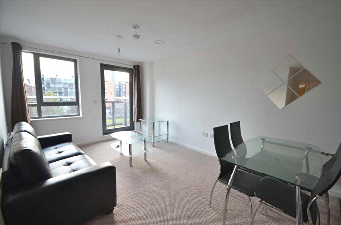 2 Bedroom Apartment To Rent In City Gate, Manchester City Centre, Manchester, M15