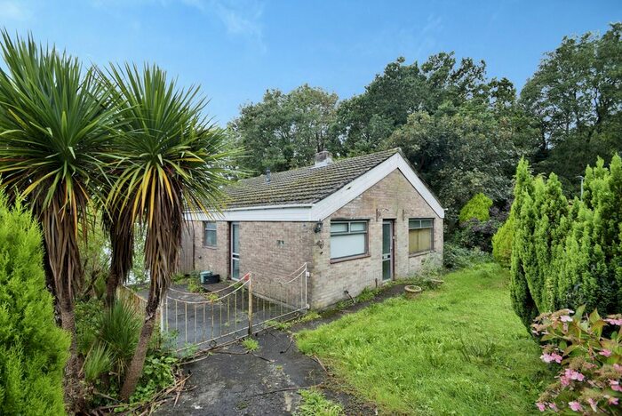 3 Bedroom Bungalow For Sale In Pennant Road, Llanelli, Carmarthenshire, SA14