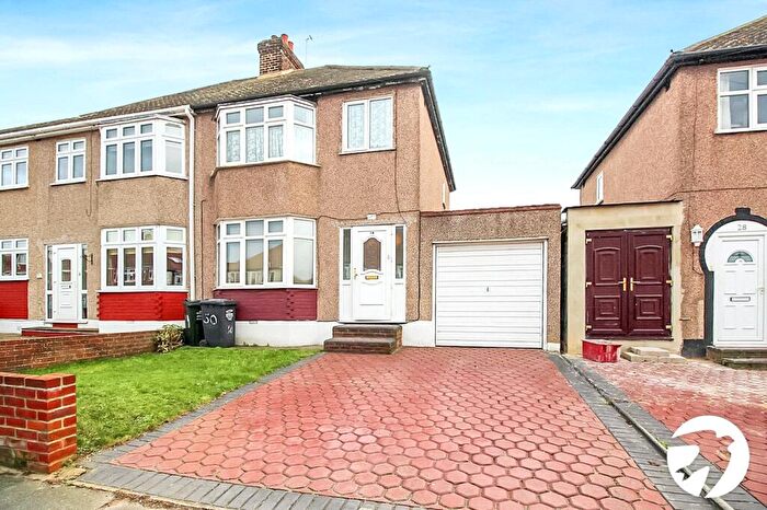 3 Bedroom Semi-Detached House To Rent In Fleet Road, Dartford, DA2