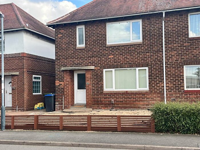 4 Bedroom Semi-Detached House To Rent In Westlea Road, Leamington Spa, CV31