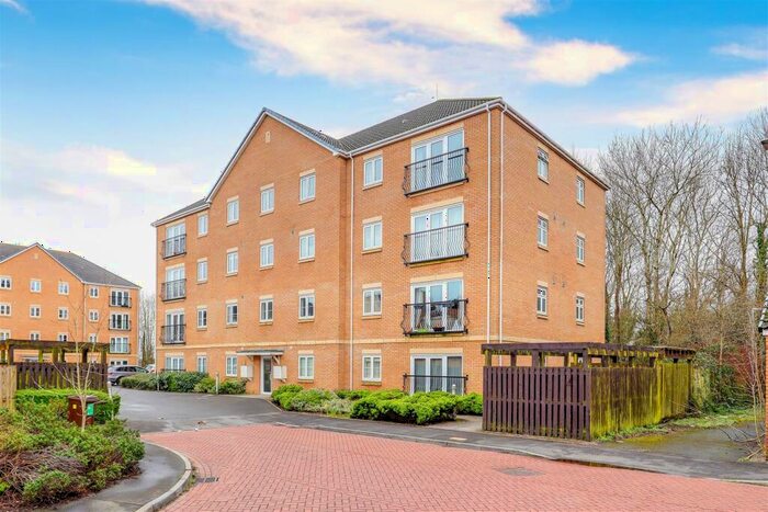 1 Bedroom Apartment To Rent In Wyncliffe Gardens, Pentwyn, Cardiff, CF23