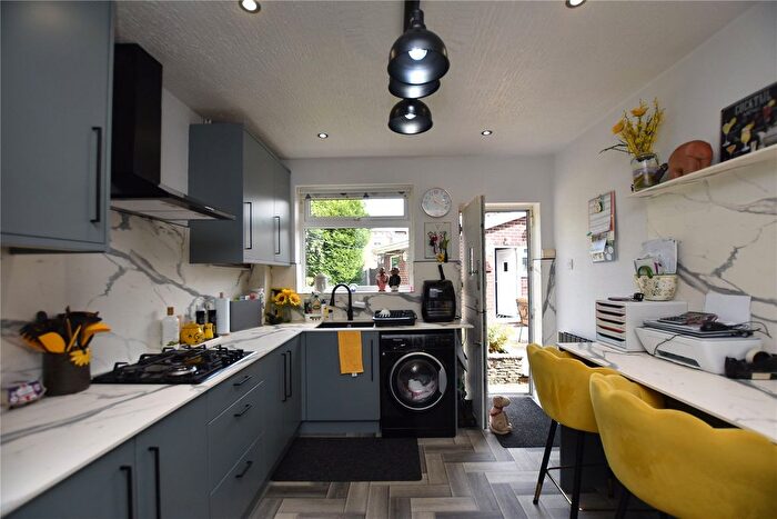 2 Bedroom Detached Bungalow For Sale In Sunfield Crescent, Royton, Oldham, Greater Manchester, OL2