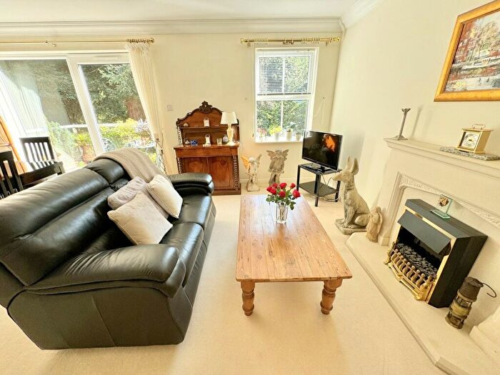3 Bedroom Flat For Sale In Wilderton Road West, Branksome Park, Poole, BH13