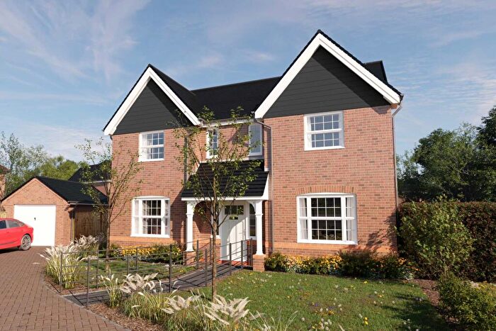 4 Bedroom Detached House For Sale In Winchester Road Basingstoke, RG23