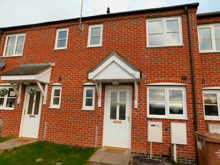 2 Bedroom Terraced House To Rent In Summer Fields Drive, Midway, DE11