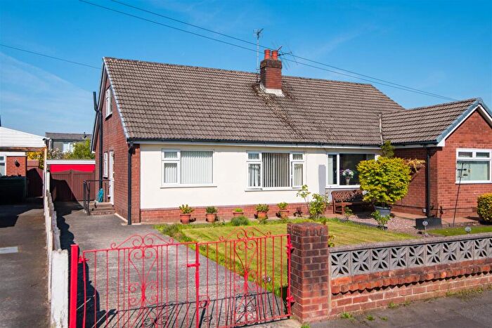 3 Bedroom Semi-Detached Bungalow For Sale In St. Davids Road, Leyland, PR25