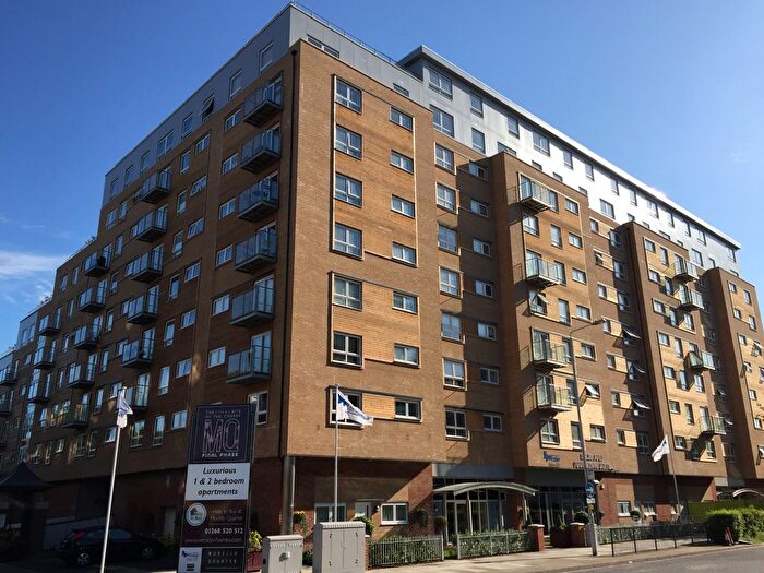 2 Bedroom Flat To Rent In Cherrydown East, Basildon, SS16
