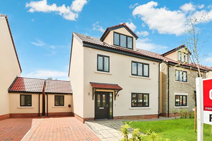 4 Bedroom Detached House For Sale In The Common, Patchway, Bristol, BS34