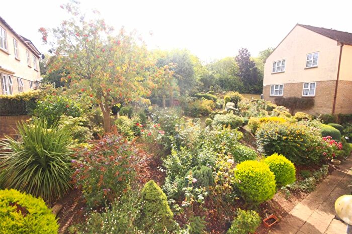 2 Bedroom Apartment For Sale In Sycamore Court, Stilemans, Wickford, Essex, SS11