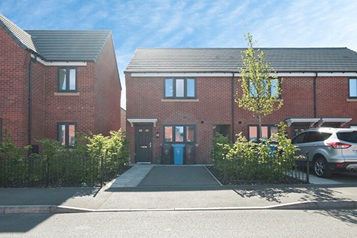 3 Bedroom Semi-Detached House For Sale In Regan Road, Derby, DE24