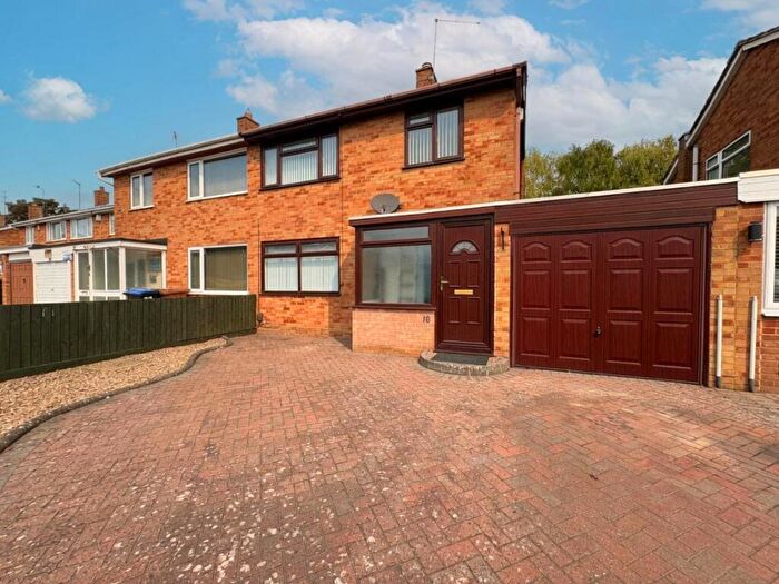 3 Bedroom Semi Detached House For Sale In Keswick Drive, Boothville, Northampton, NN3