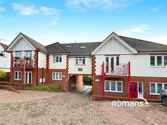 2 Bedroom Flat To Rent In Bethune Court, Chapel Lane, High Wycombe, HP12