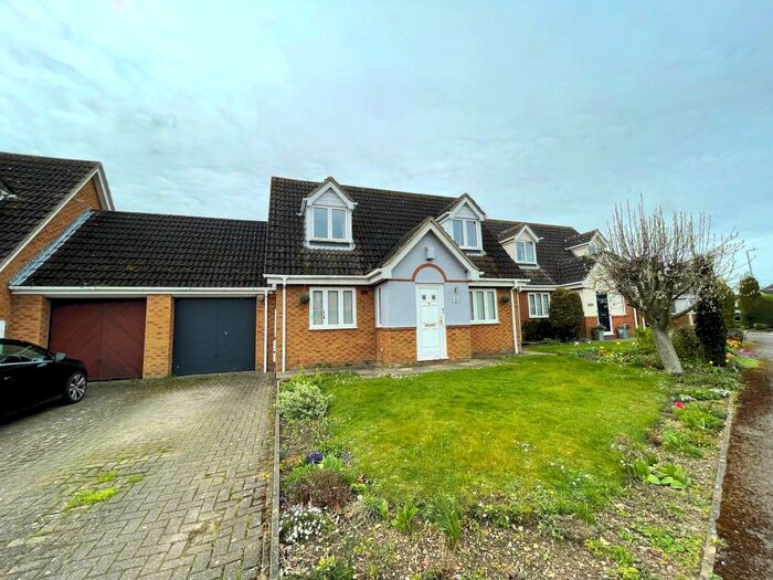 3 Bedroom Detached House To Rent In Old Station Court, Blunham, Bedford, MK44