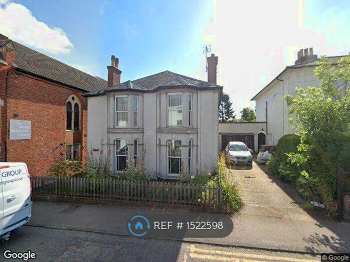 2 Bedroom Flat To Rent In Milestone Buildings, Staplehurst Kent, TN12