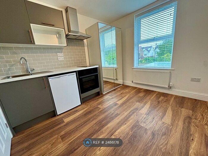 1 Bedroom Flat To Rent In Raphael Road, Hove, BN3