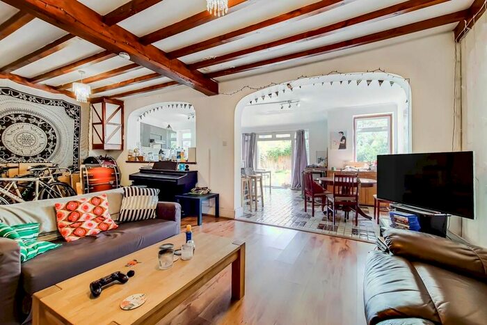 4 Bedroom Terraced House To Rent In Cobham Road, London, N22