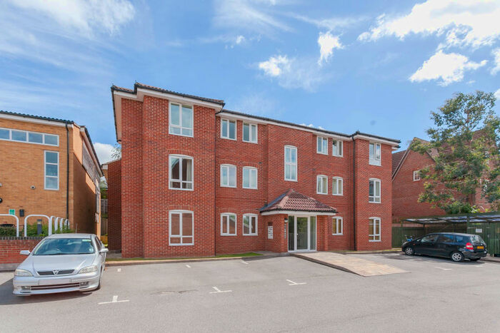 2 Bedroom Flat To Rent In Welbeck Place, Marston, OX3