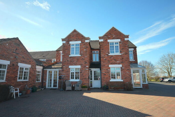 1 Bedroom Apartment To Rent In Park House Mews, Congleton Road, CW11