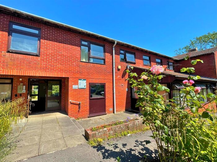 1 Bedroom Flat To Rent In Upper Glen Road, St Leonards On Sea, TN37