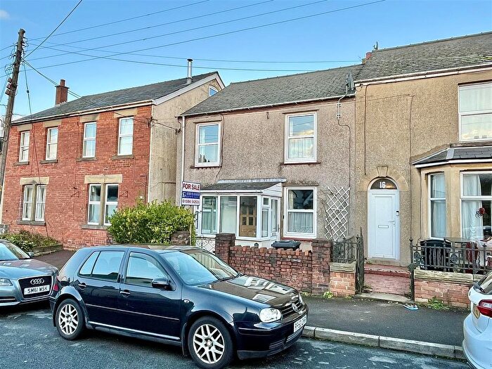 3 Bedroom Semi Detached House For Sale In Abbey Street, Cinderford, GL14