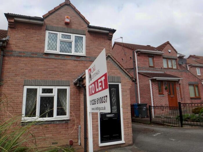 2 Bedroom Property To Rent In Poplar Grove, Lundwood, Barnsley, S71