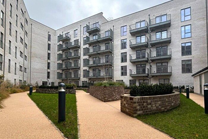 1 Bedroom Flat For Sale In Union Yard, Aldershot, Hampshire, GU11