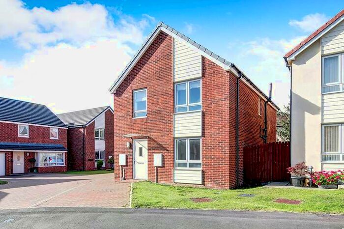 4 Bedroom Detached House To Rent In Warrington Grove, North Shields, Tyne And Wear, NE29