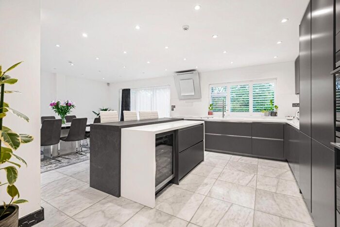 7 Bedroom Detached House To Rent In Camlet Way, Hadley Wood, EN4