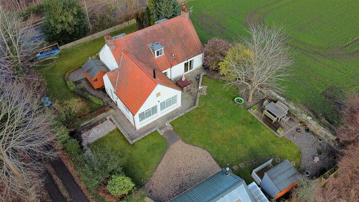 5 Bedroom Detached House For Sale In Gavney Brae, By Newburgh, Cupar, KY14