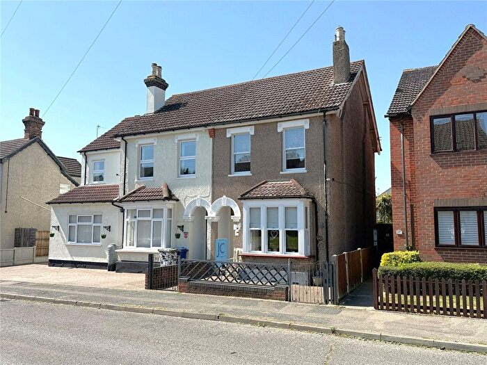 3 Bedroom Semi-Detached House For Sale In Runnymede Road, Stanford Le Hope, Essex, SS17