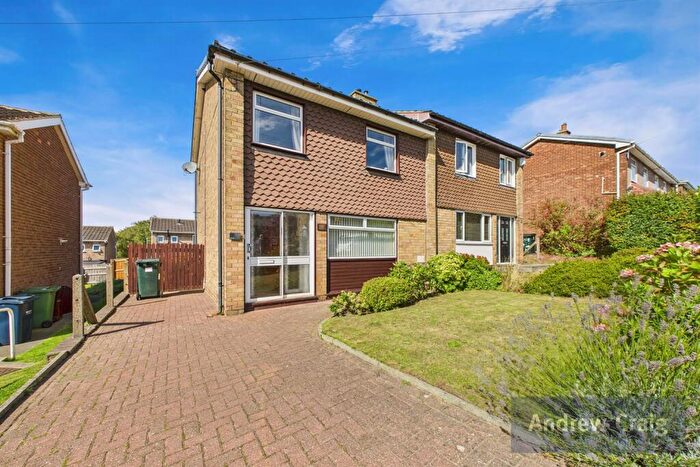 3 Bedroom Semi-Detached House For Sale In Stainton Gardens, Wrekenton, NE9