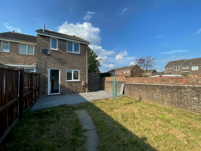 2 Bedroom End Of Terrace House To Rent In Holly Close, Bulwark, Chepstow, NP16