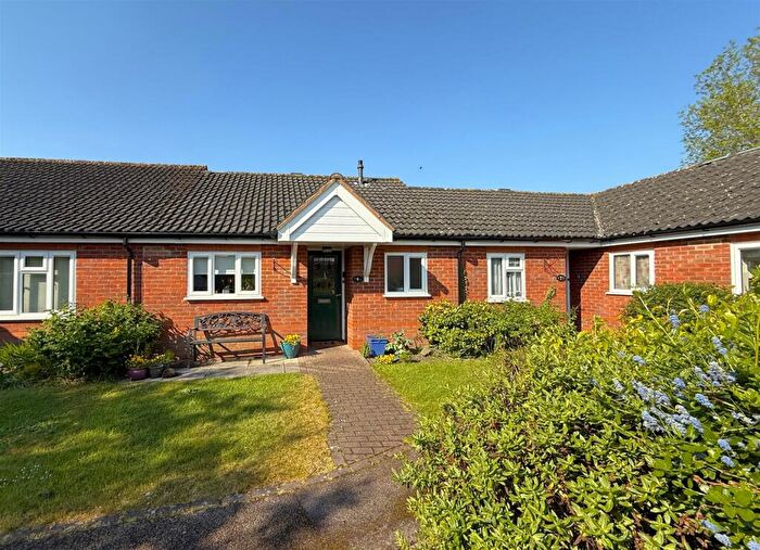 1 Bedroom Bungalow For Sale In Sutton Close, Quorn, Loughborough, LE12