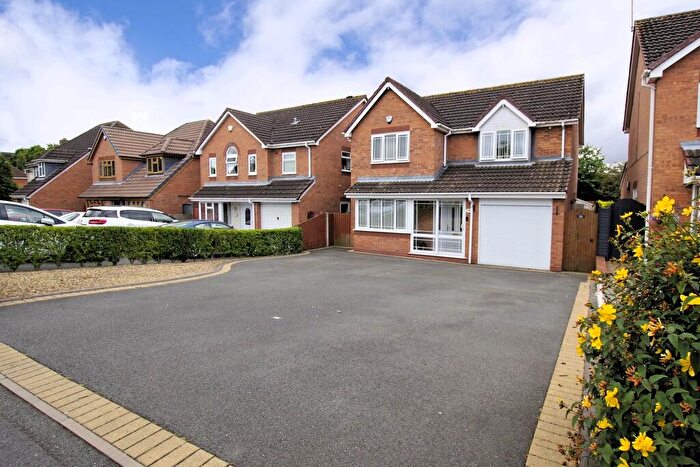4 Bedroom Detached House For Sale In Orchard Way, Measham, DE12