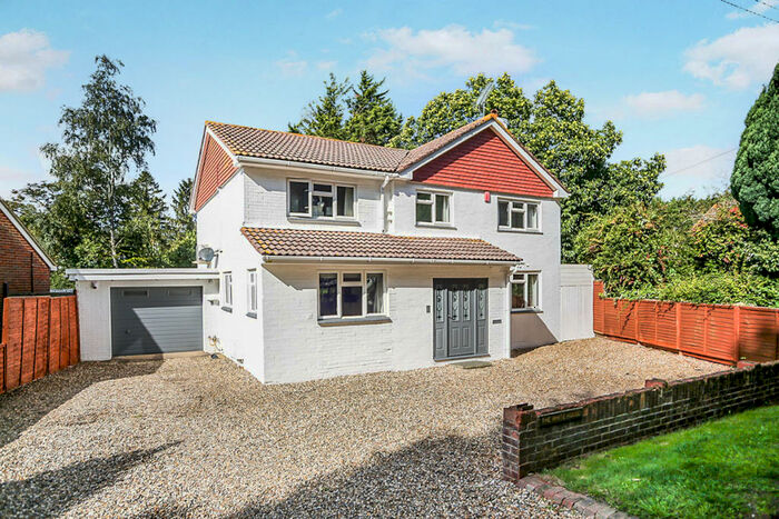4 Bedroom Detached House For Sale In Eastling Road, Eastling, Faversham, Kent, ME13