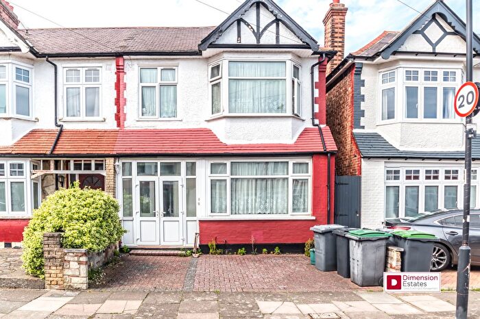 5 Bedroom Terraced House To Rent In Sandringham Road, London, London, N22
