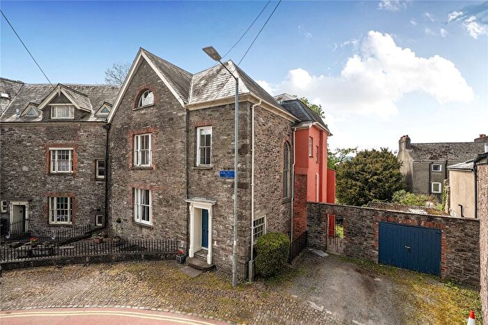 6 Bedroom End Of Terrace House For Sale In Glamorgan Street, Brecon, Powys, LD3