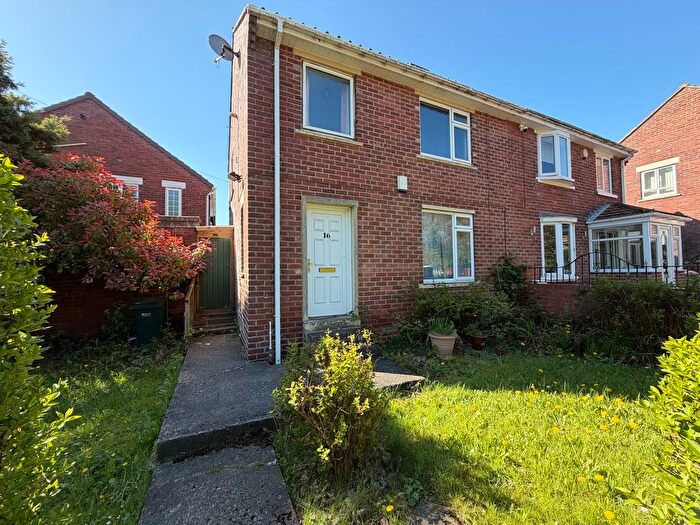 3 Bedroom Semi-detached House For Sale In Barkwood Road, Rowlands Gill, NE39