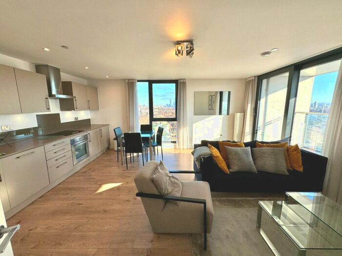 2 Bedroom Flat To Rent In Chancellor House, Bermondsey, SE16