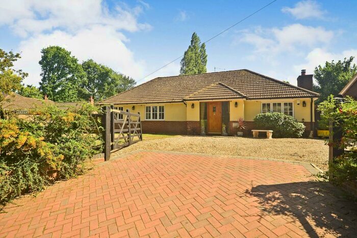 4 Bedroom Bungalow For Sale In Church Road, Coldred, Dover, CT15