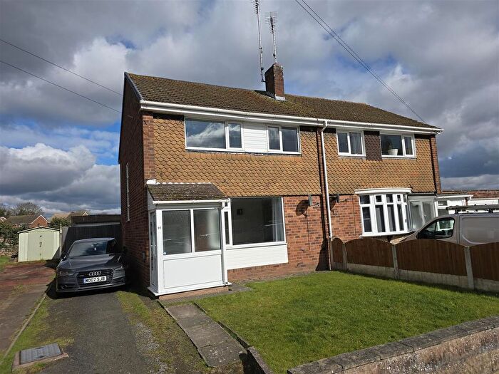 3 Bedroom Semi-Detached House To Rent In Prospect Road, Stourport-On-Severn, DY13