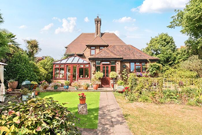 3 Bedroom Detached House For Sale In Stonehouse Lane, Cowfold, RH13