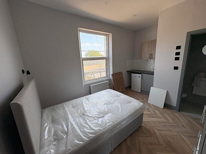 Studio To Rent In Mildmay Park, London, N1